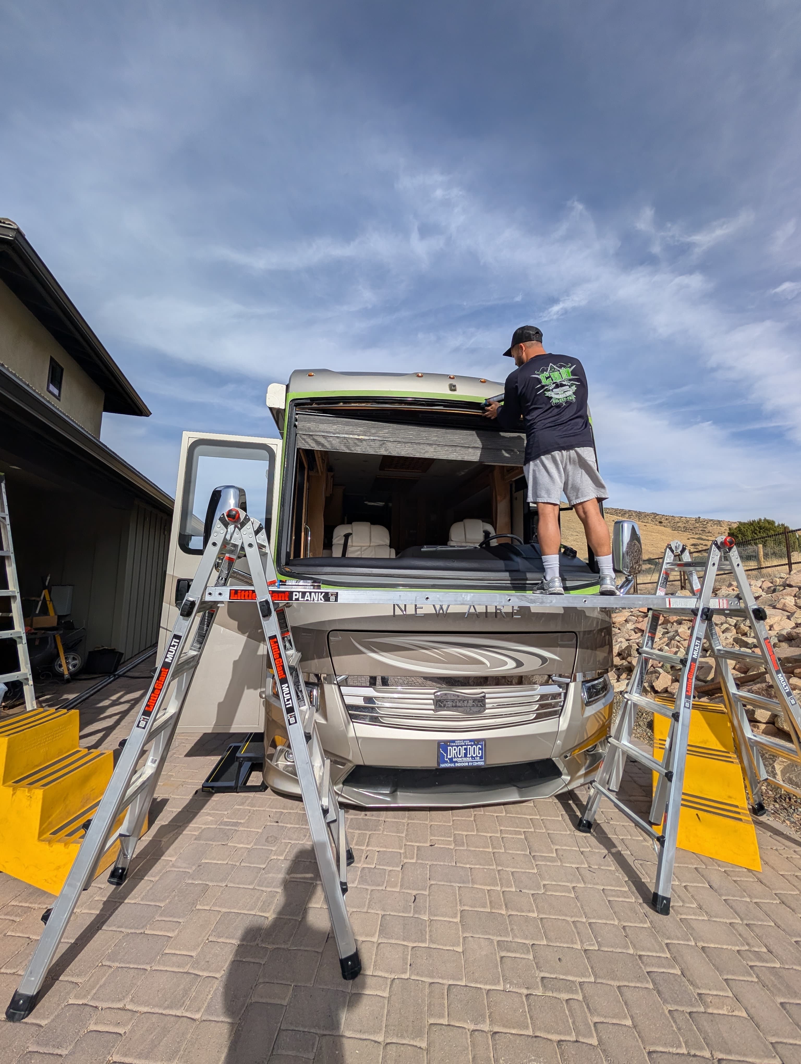 RV Windshield Repair service photo 8