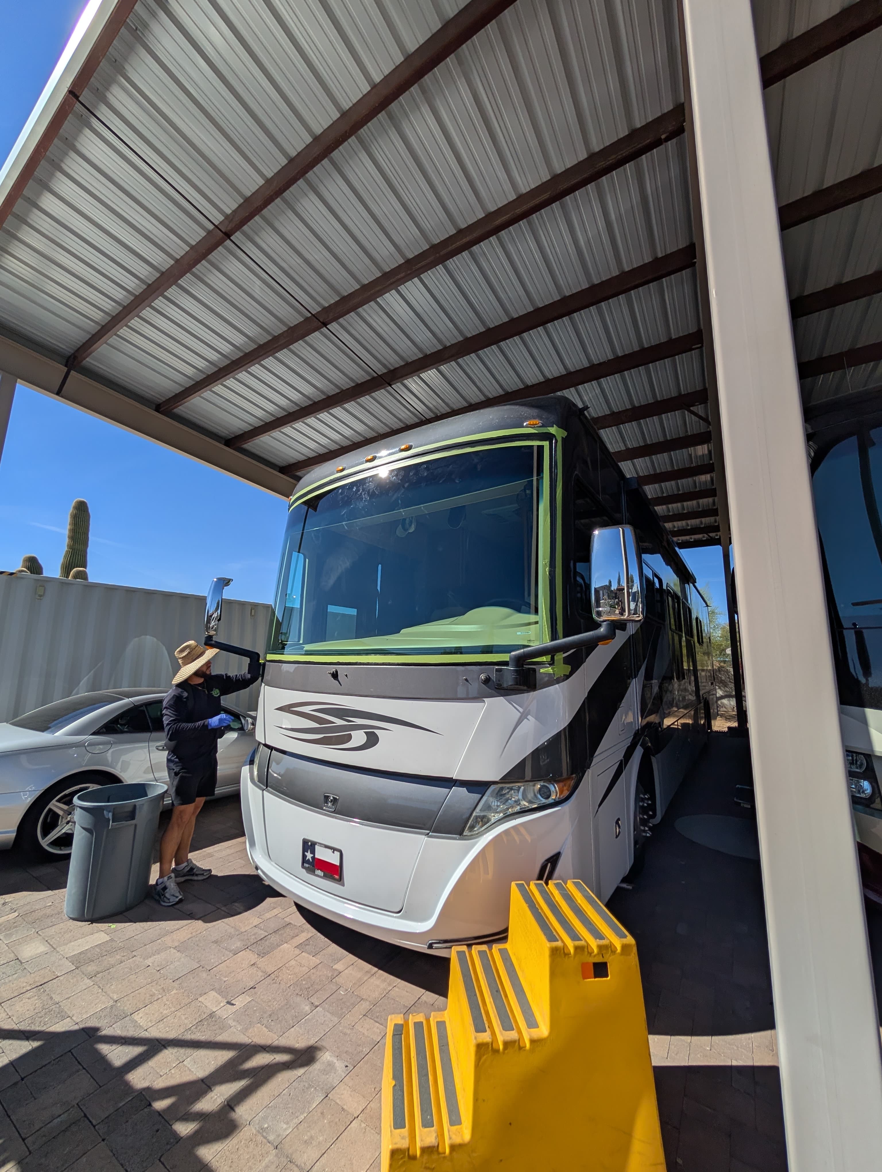 RV Windshield Repair service photo 23